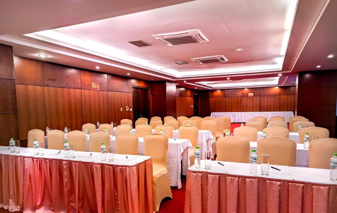 Muong Thanh Grand Xa La Hotel Ханой Екстериор снимка