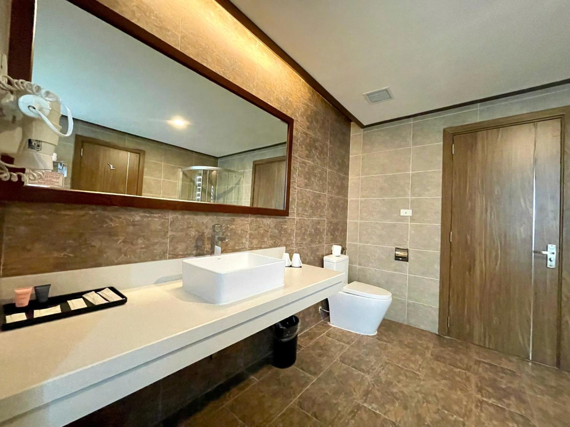 Muong Thanh Grand Xa La Hotel Ханой Екстериор снимка