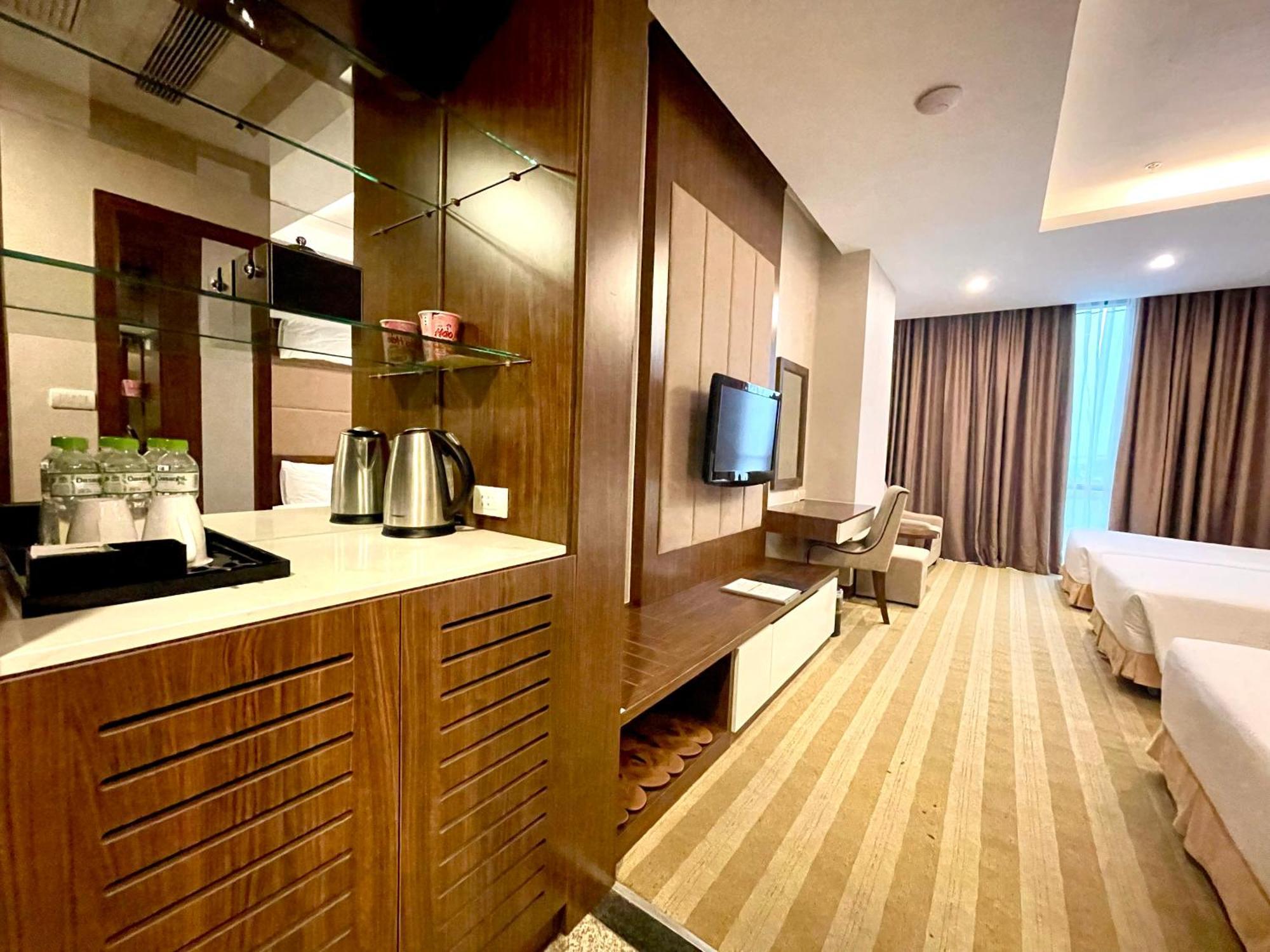 Muong Thanh Grand Xa La Hotel Ханой Екстериор снимка
